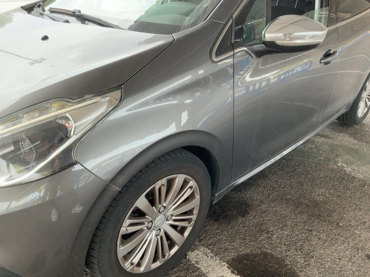 Peugeot 208 1.2 PureTech Allure