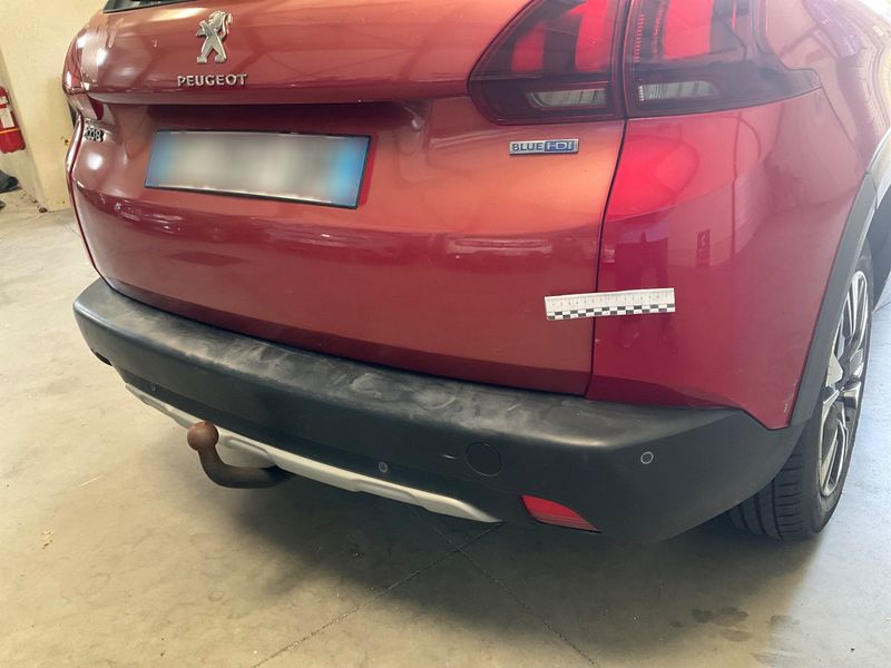 Peugeot 2008 1.6 Blue-HDi Allure 2016 – снимка 27
