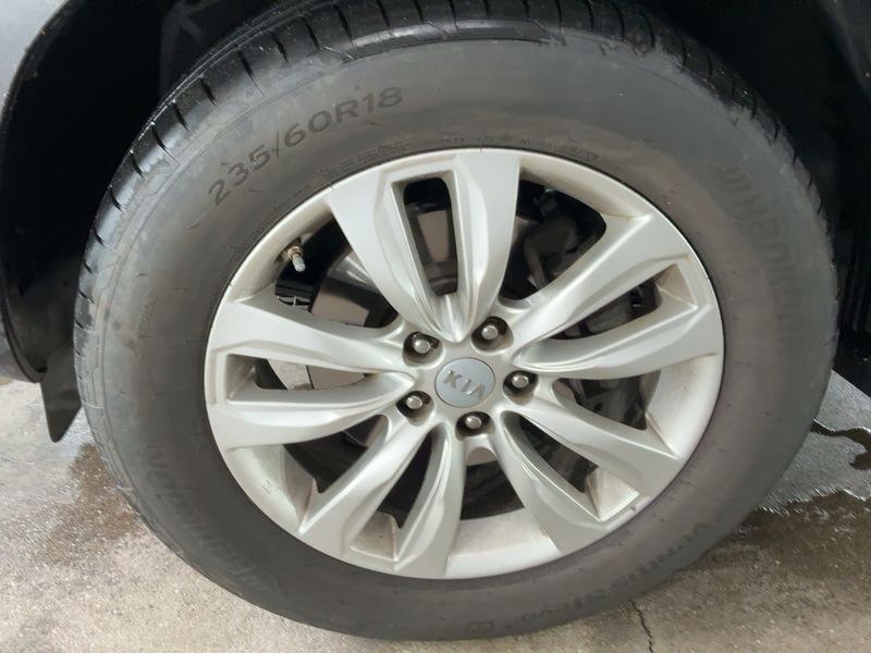 Kia Sorento 2.2 CRDi Spirit 4WD 2011 – снимка 3