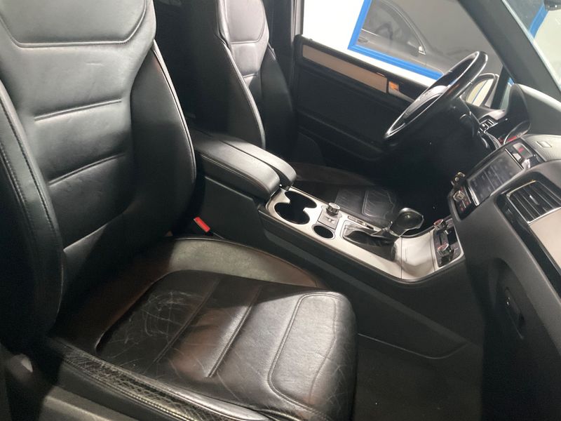 Volkswagen Touareg 3.0 V6 TDI BlueMotion Tech — zdjęcie 11