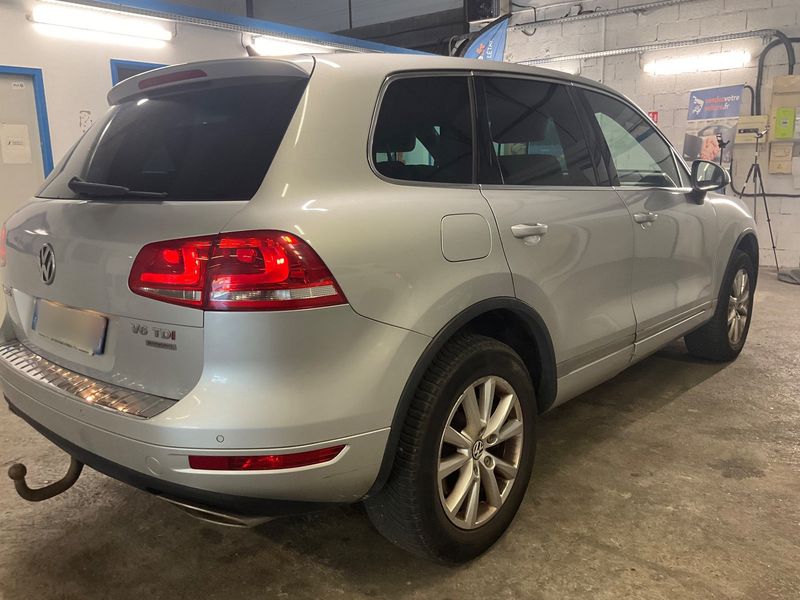 Volkswagen Touareg 3.0 V6 TDI BlueMotion Tech — zdjęcie 6