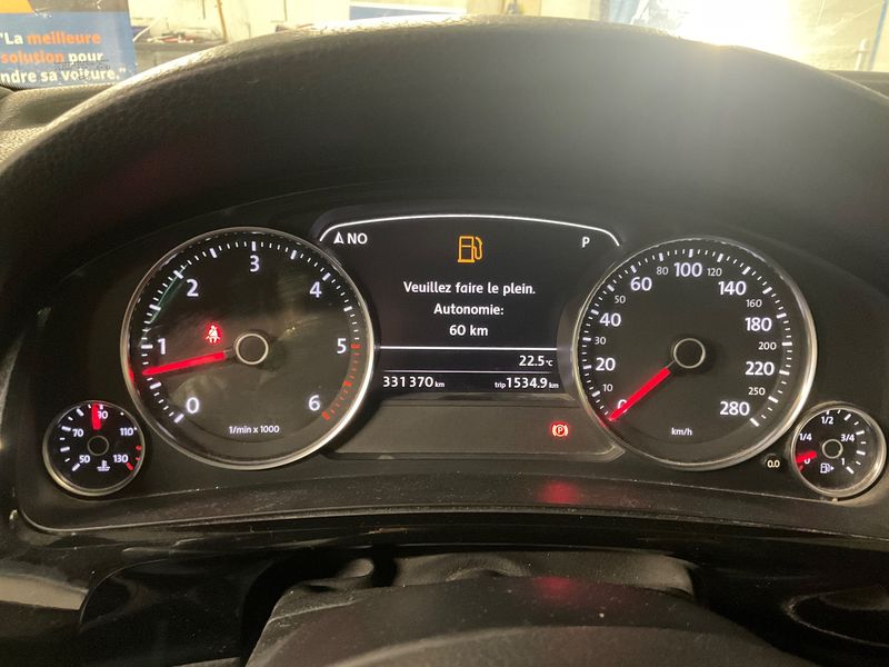 Volkswagen Touareg 3.0 V6 TDI BlueMotion Tech — zdjęcie 13