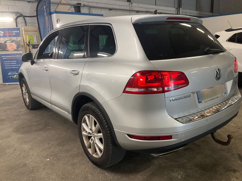 Volkswagen Touareg 3.0 V6 TDI BlueMotion Tech — zdjęcie 3