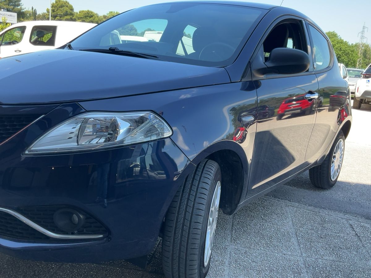 Lancia Ypsilon d'occasion