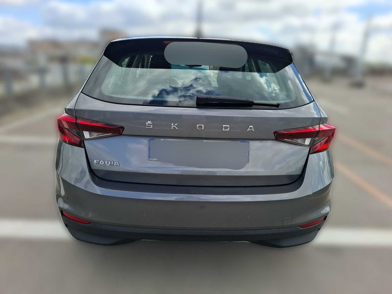 Skoda Fabia 1.0 TSI Ambition — zdjęcie 4