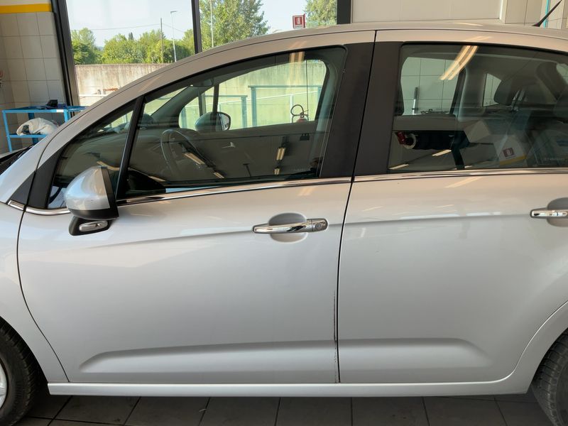 Citroen C3 1.2 e-VTi Selection — zdjęcie 4