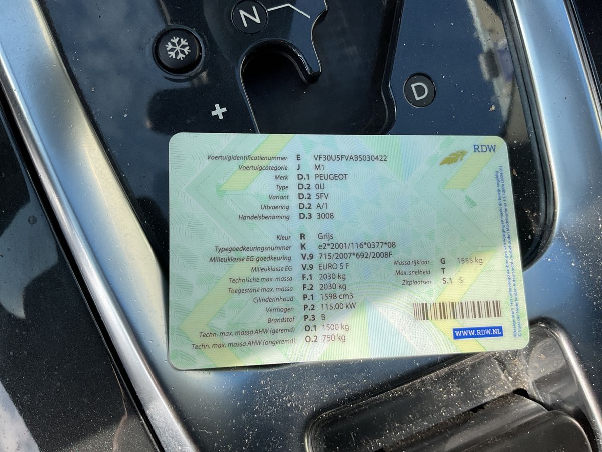 Peugeot 3008 1.6 THP Premium