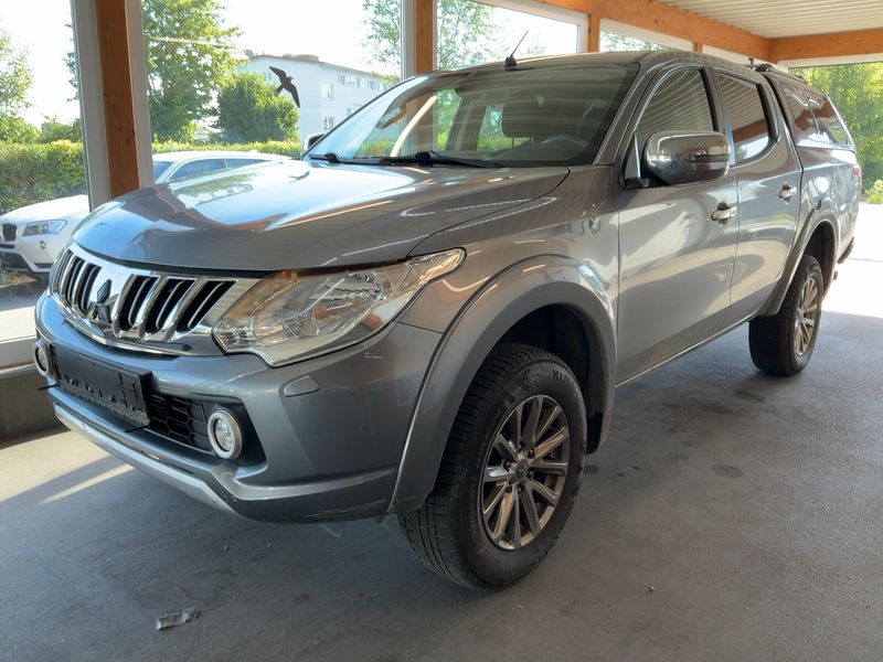 Mitsubishi L 200 2.4 DI-D Plus Doppelkabine 4WD