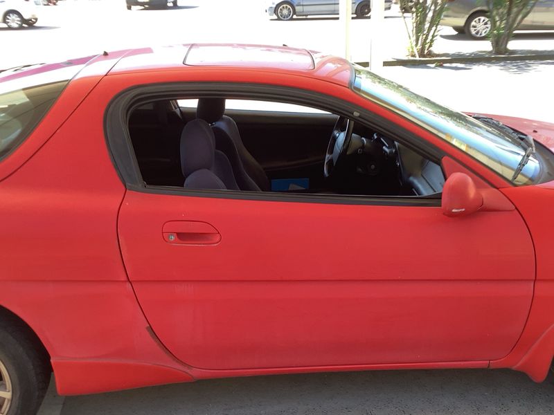 Mazda MX-3 1.9 V6 — zdjęcie 7