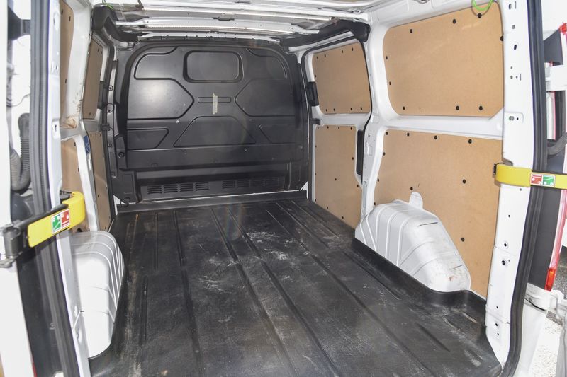 Ford Transit Custom 2.0 TDCi Mild-Hybrid 300 L1 Trend — zdjęcie 9