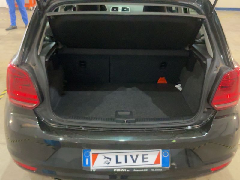 Volkswagen Polo 1.4 TDI Highline BlueMotion Tech — zdjęcie 10