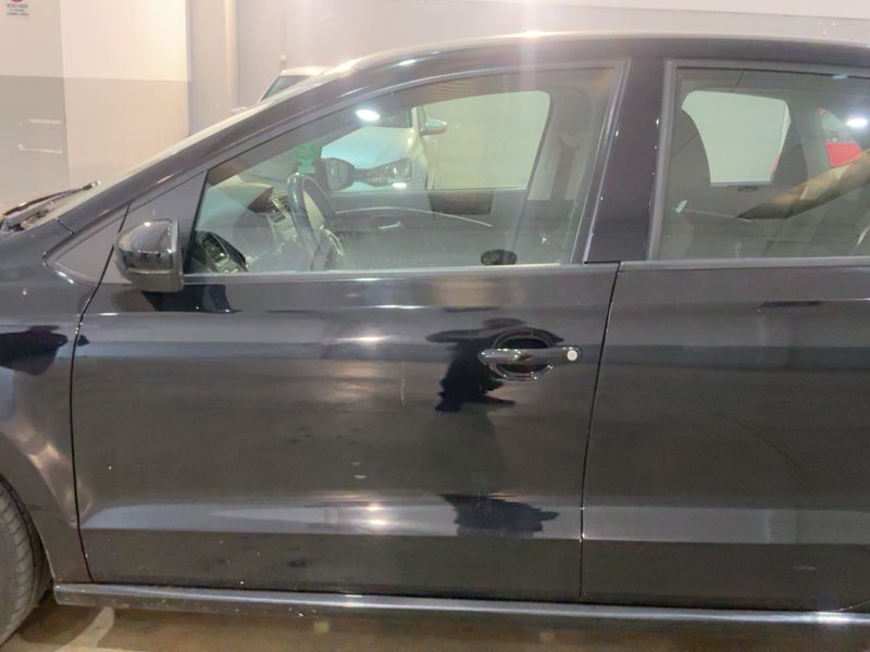 Volkswagen Polo 1.4 TDI Highline BlueMotion Tech — zdjęcie 4