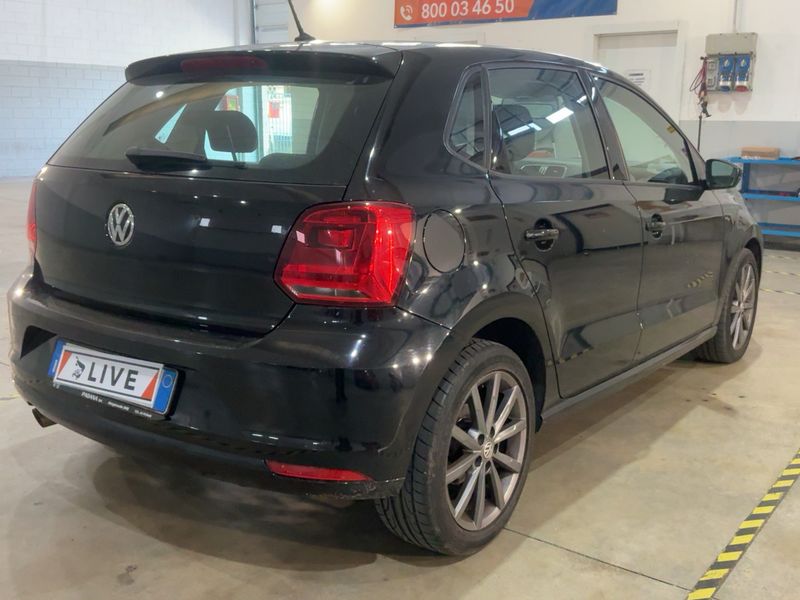 Volkswagen Polo 1.4 TDI Highline BlueMotion Tech — zdjęcie 6