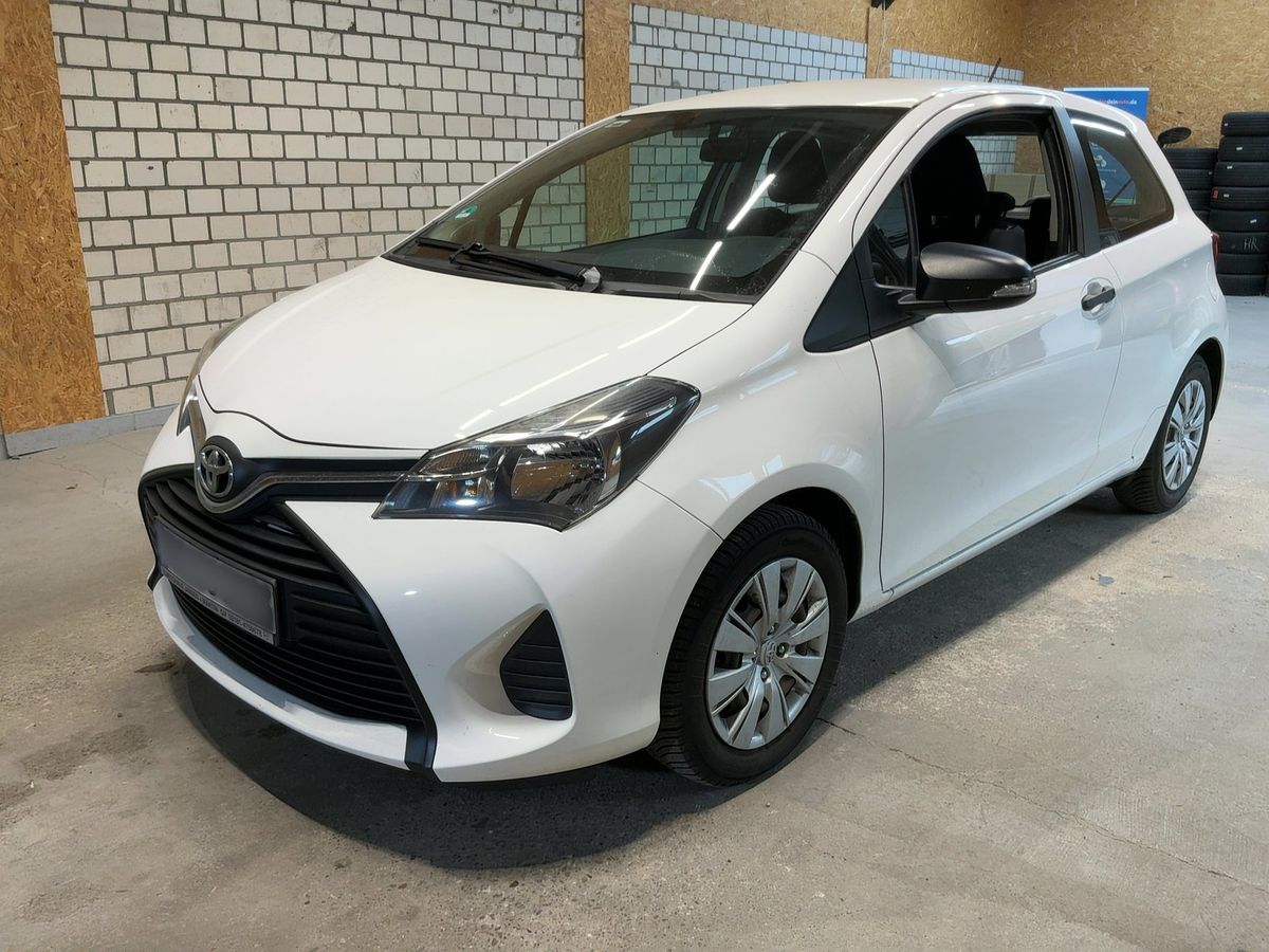 Toyota Yaris 2016