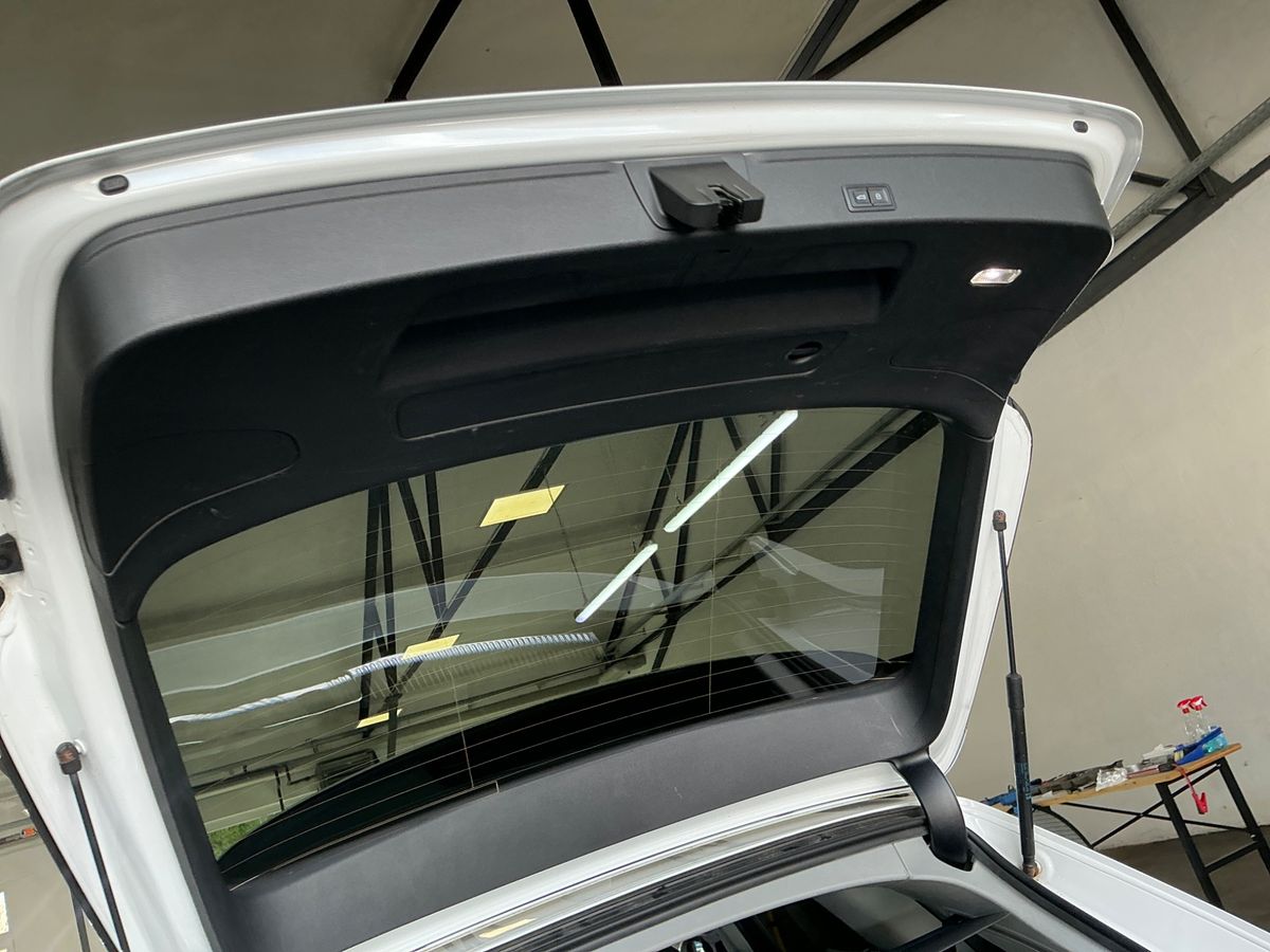Audi A4 2017 — photo 26