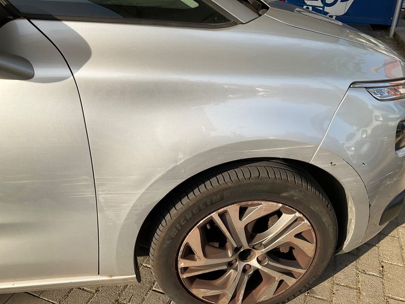 Citroen C4 Picasso 1.6 e-HDi Intensive 2014 – снимка 22
