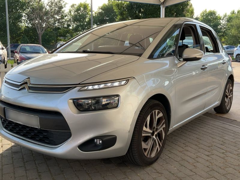 Citroen C4 Picasso 1.6 e-HDi Intensive 2014 – снимка 2