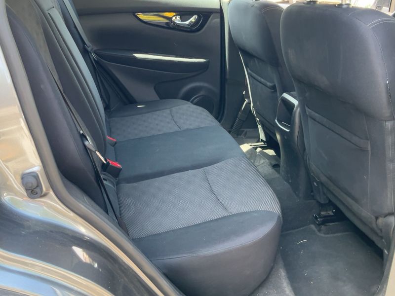 Nissan Qashqai 1.5 Turbodiesel Acenta 2014 – снимка 19