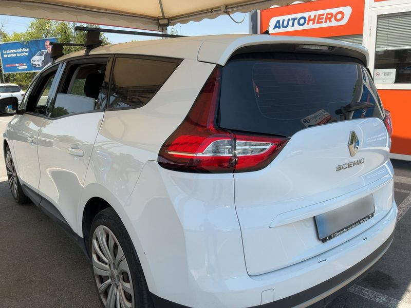 Renault Grand Scenic 1.2 TCe Energy Grand Life — zdjęcie 3