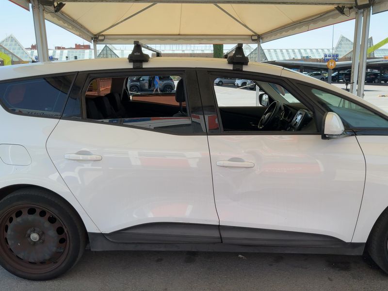 Renault Grand Scenic 1.2 TCe Energy Grand Life — zdjęcie 7