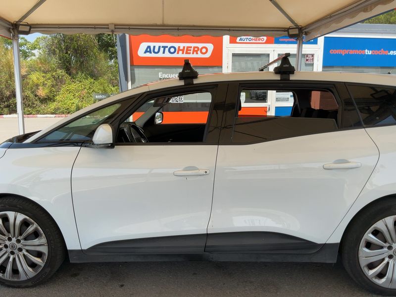 Renault Grand Scenic 1.2 TCe Energy Grand Life — zdjęcie 4