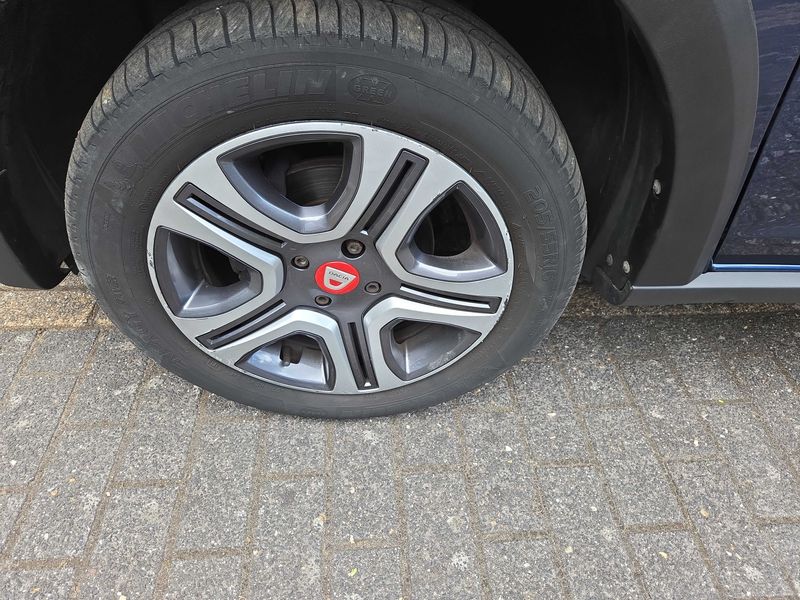 Dacia Sandero 0.9 TCe Stepway Ambiance — zdjęcie 16