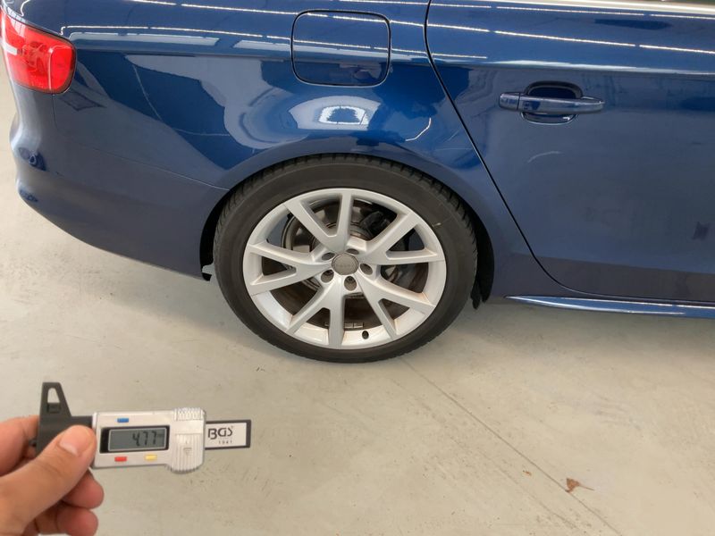 Audi A4 1.8 TFSI S line Sportpaket plus 2012 – снимка 9