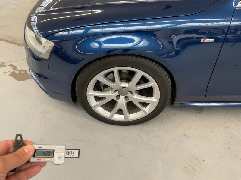 Audi A4 1.8 TFSI S line Sportpaket plus 2012 – снимка 3
