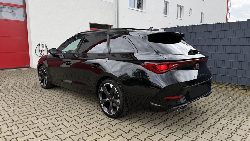 Cupra Leon 2.0 TSI — zdjęcie 3