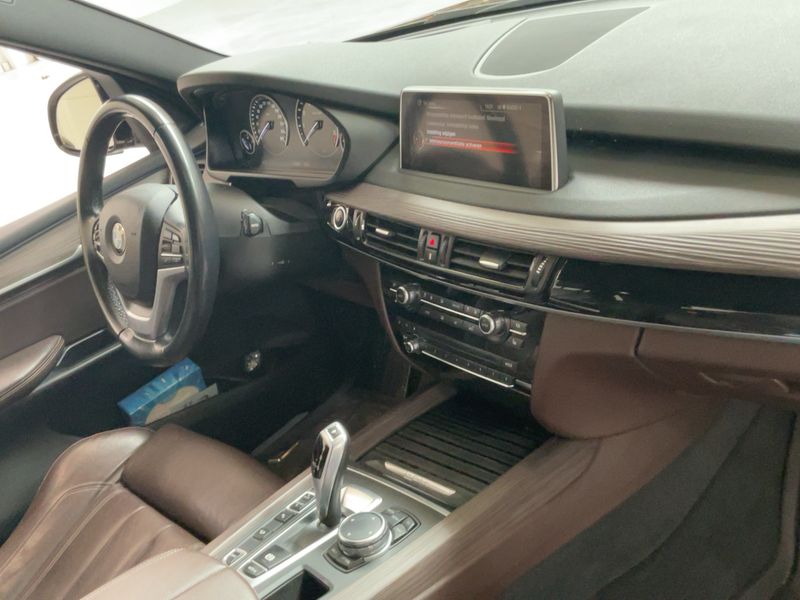 BMW X5 xDrive 40e — zdjęcie 12