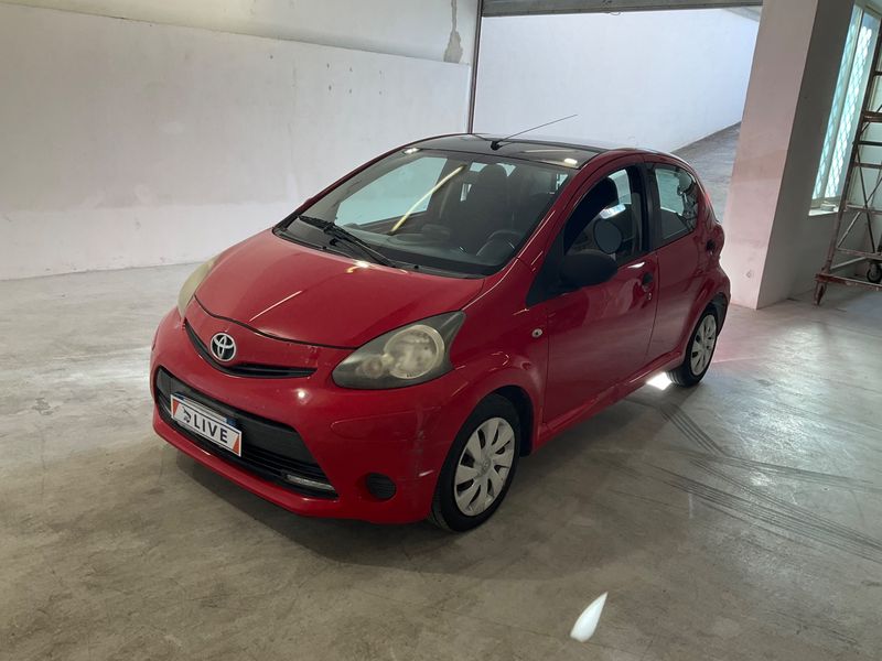 Aygo 1.0 Active