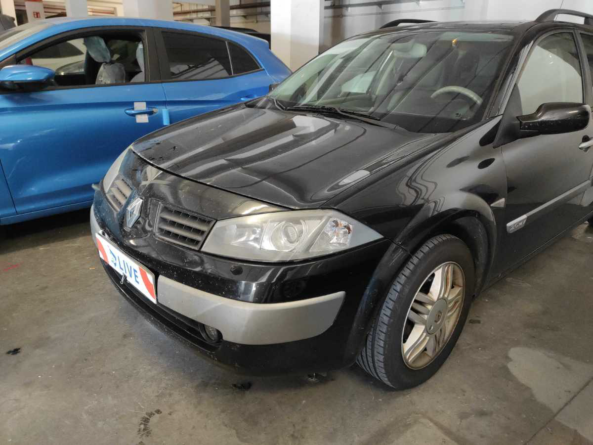 Renault Megane 2.0 Privilege Luxe