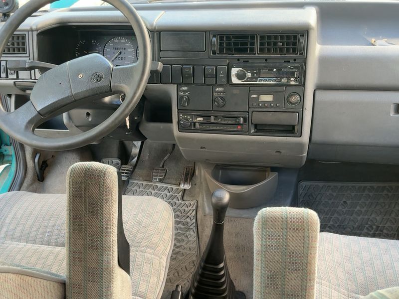 Volkswagen T4 Multivan 2.4 Diesel Aufstelldach — zdjęcie 12