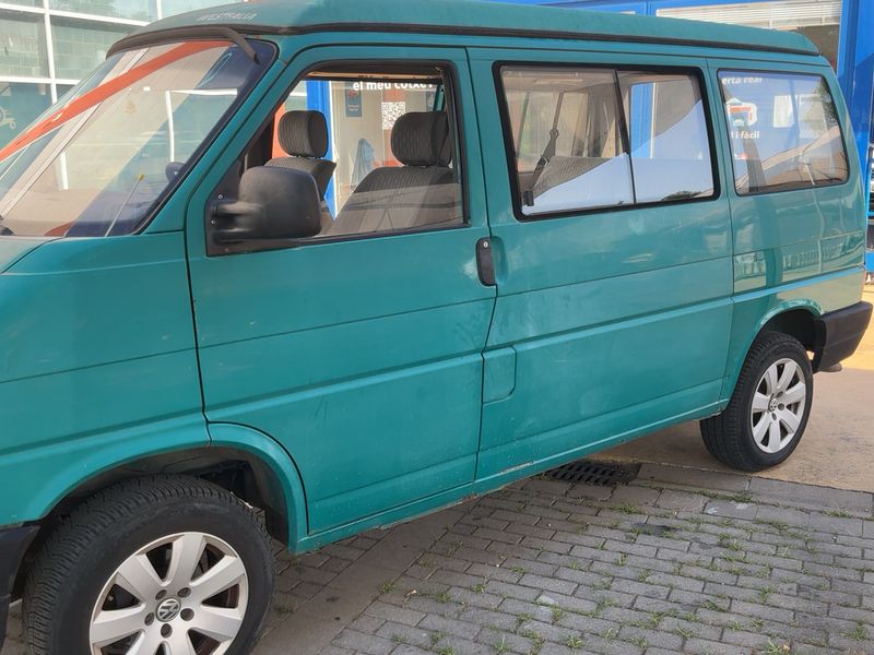 Volkswagen T4 Multivan 2.4 Diesel Aufstelldach — zdjęcie 2