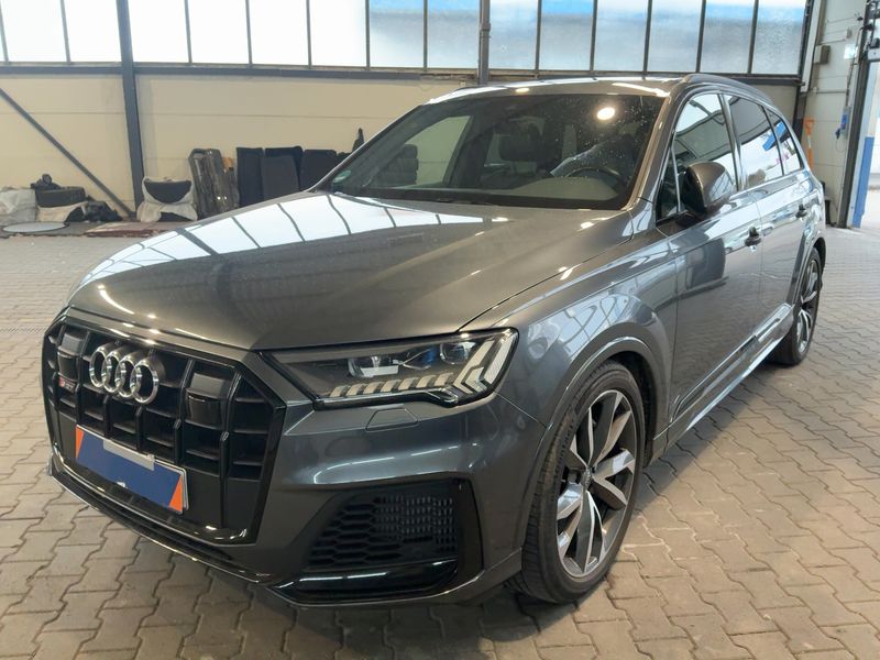 SQ7 4.0 TDI quattro