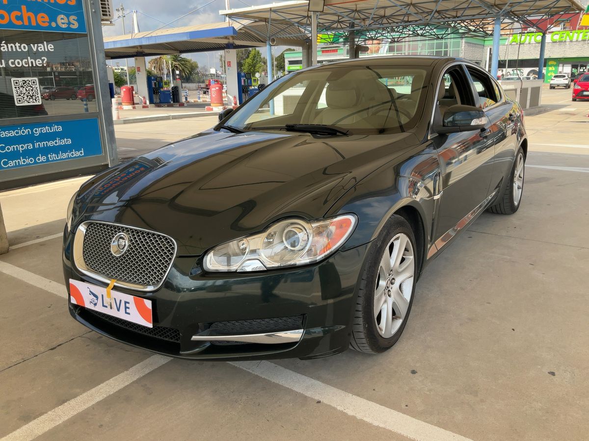 Jaguar XF 2.7 D V6 Luxury