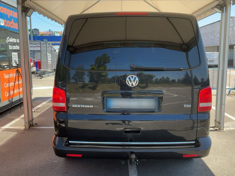 Volkswagen T5 Multivan 2.0 TDI Highline — zdjęcie 5