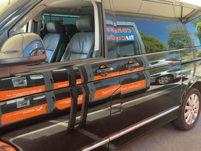 Volkswagen T5 Multivan 2.0 TDI Highline — zdjęcie 4