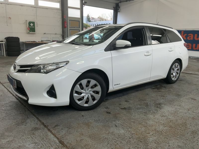Auris Touring Sports 1.4 Turbodiesel Cool