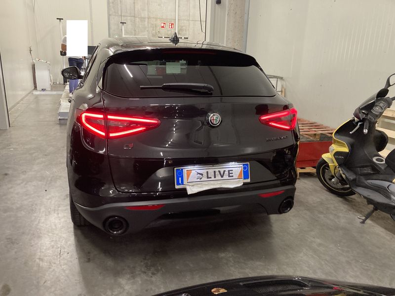 Alfa Romeo Stelvio 2.2 JTDM Sport Edition Q4 — zdjęcie 4