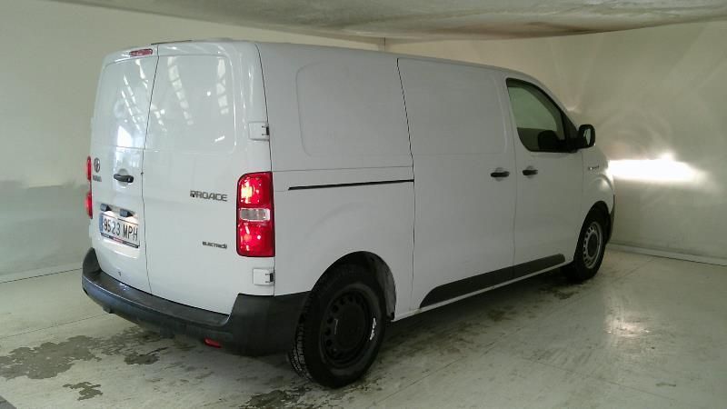 Toyota ProAce electric drive 100 kW Van L1 GX — zdjęcie 5