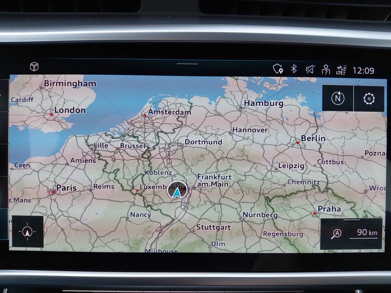 Audi A6 40 TDI Mild-Hybrid quattro — zdjęcie 13