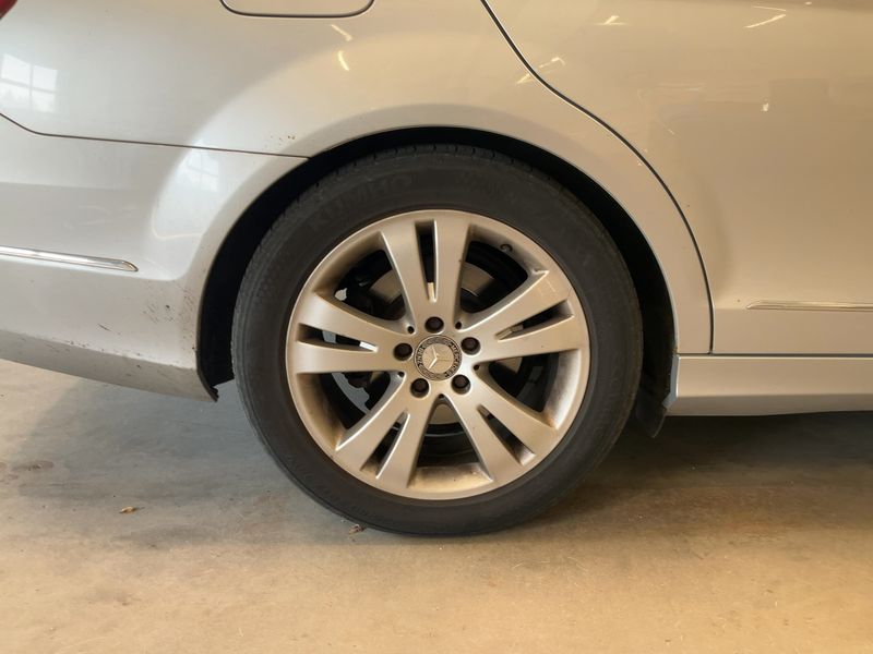 Mercedes-Benz C-Klasse C 220 CDI BlueEfficiency Avantgarde 2011 – снимка 9