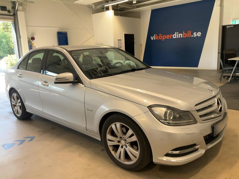 Mercedes-Benz C-Klasse C 220 CDI BlueEfficiency Avantgarde 2011 – снимка 12