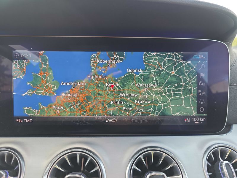 Mercedes-Benz E-Klasse E 350 d AMG Line — zdjęcie 13