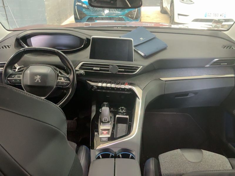 Peugeot 3008 1.2 PureTech Allure — zdjęcie 12