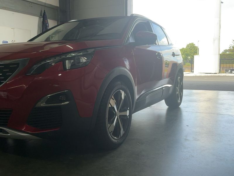 Peugeot 3008 1.2 PureTech Allure — zdjęcie 2