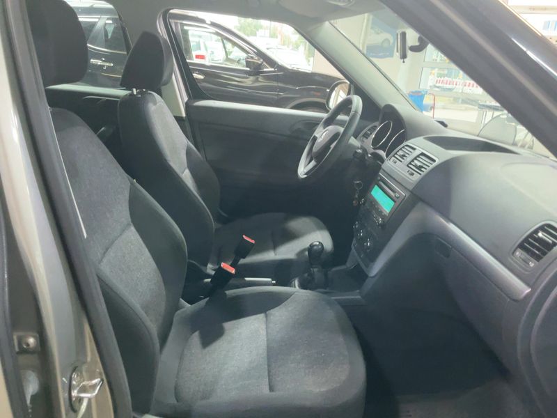 Skoda Yeti 1.4 TSI Active Outdoor — zdjęcie 11