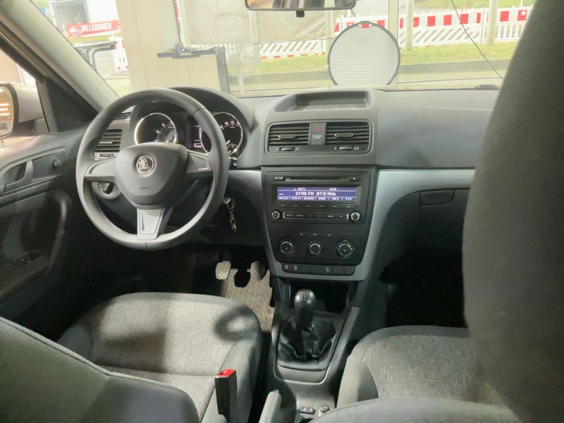 Skoda Yeti 1.4 TSI Active Outdoor — zdjęcie 12