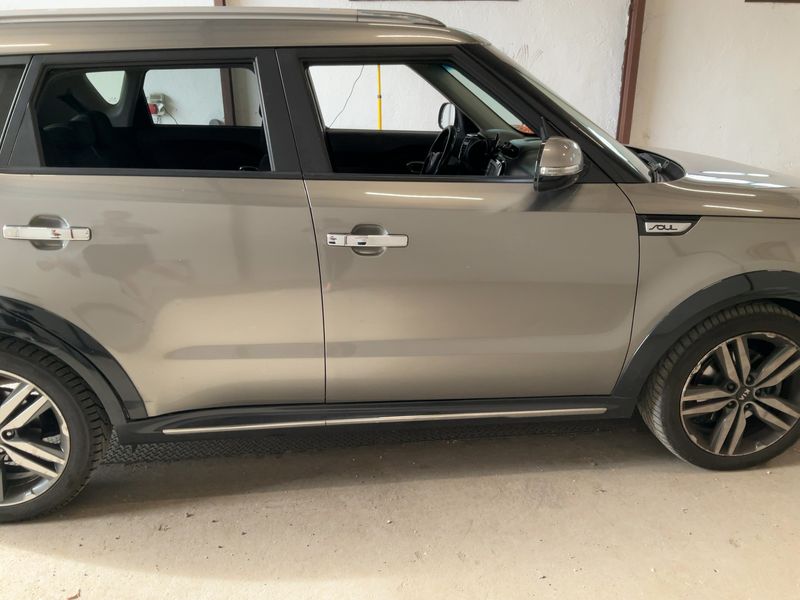 Kia Soul 1.6 CRDi You® Soul — zdjęcie 7